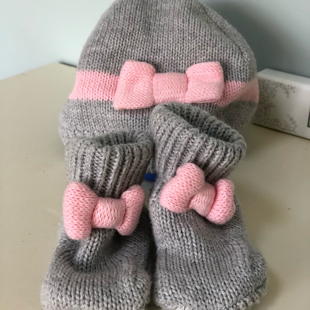 Kate Spade Booties & Matching Hat - Picture 3 of 4